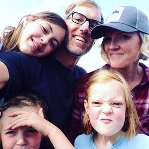 Meet your Posher, Caroline